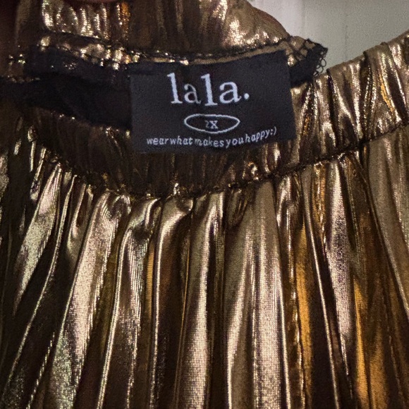 Dressed in LALA Tan Pleated Maxi Skirt Cocktail - Picture 2 of 4